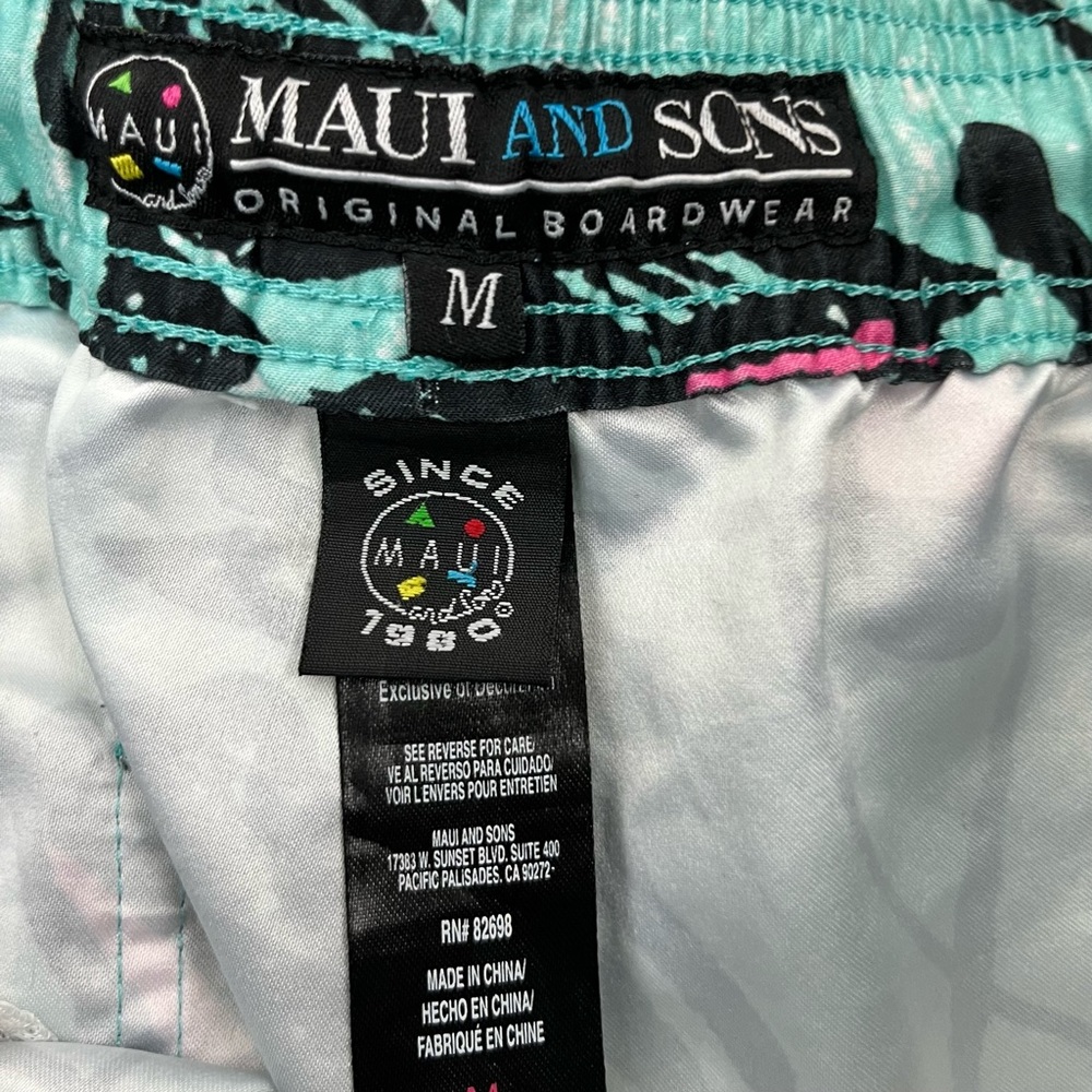 Maui & Sons swim trunks - Picture 5 of 5
